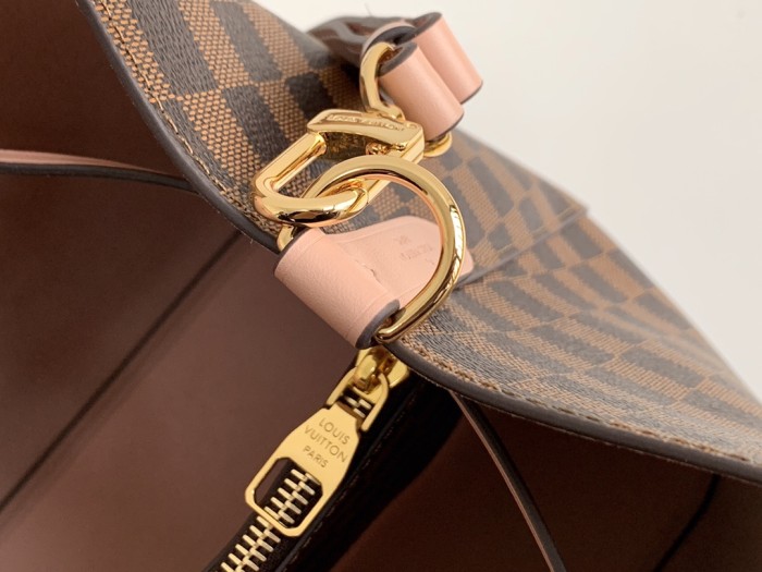 Handbag Louis Vuitton M44022 size 26.0 x 22.0 x 27.0 cm