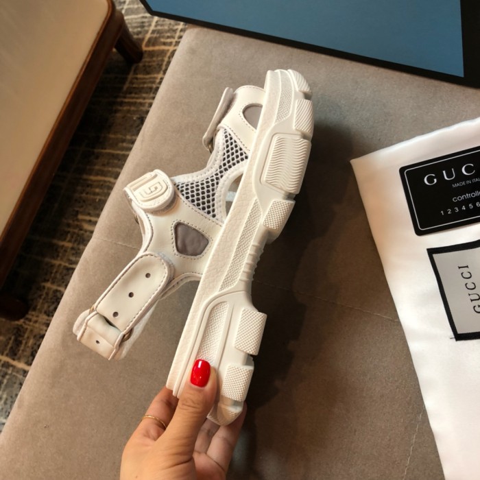 Gucci Leather espadrille with Double G WOMEN 1