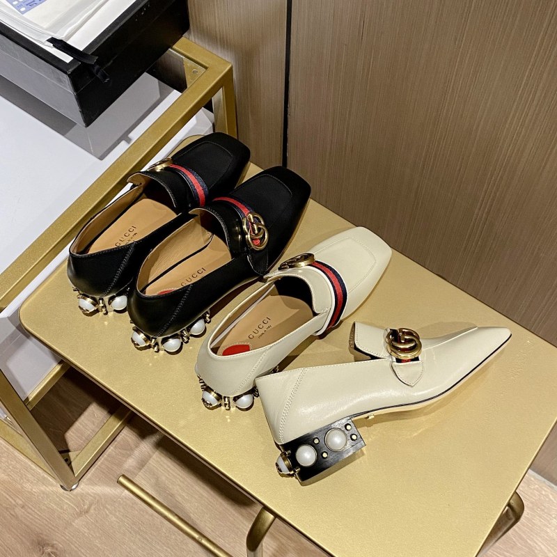 Gucci Leather mid-heel loafer Women 12