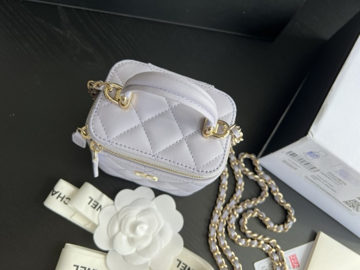 Handbag Chanel AP2198 size 11cmx8.5cmx7 cm