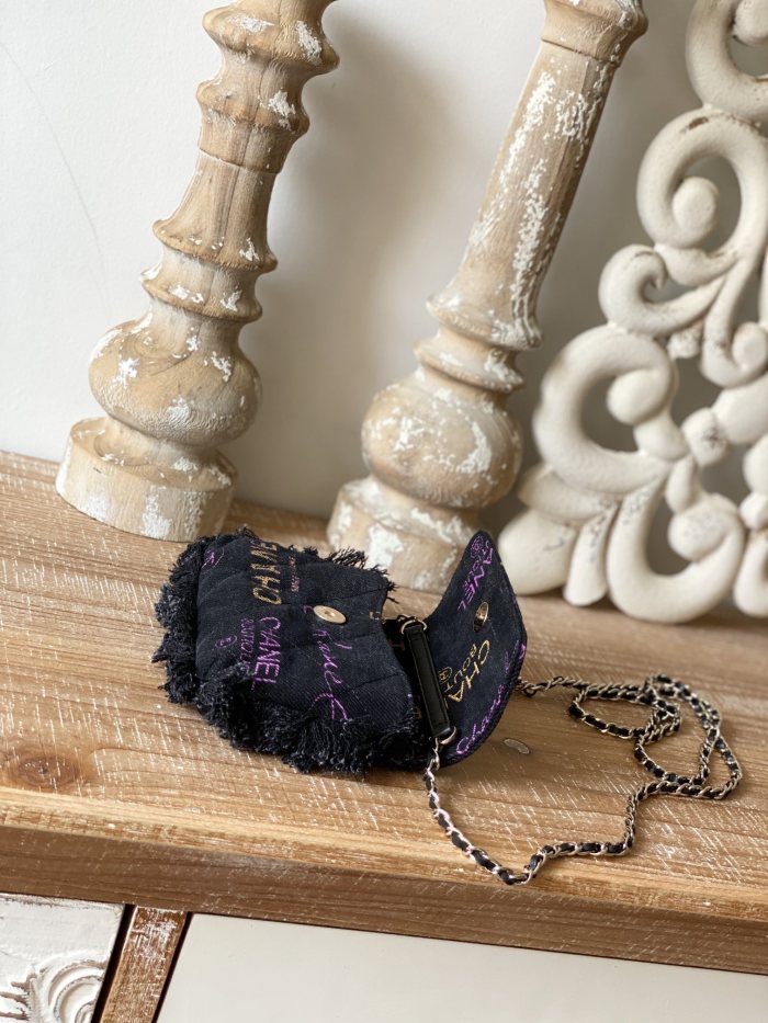 Handbag Chanel 2623 size 14x10 cm