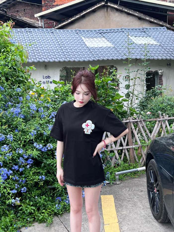 Clothes Louis Vuitton 218