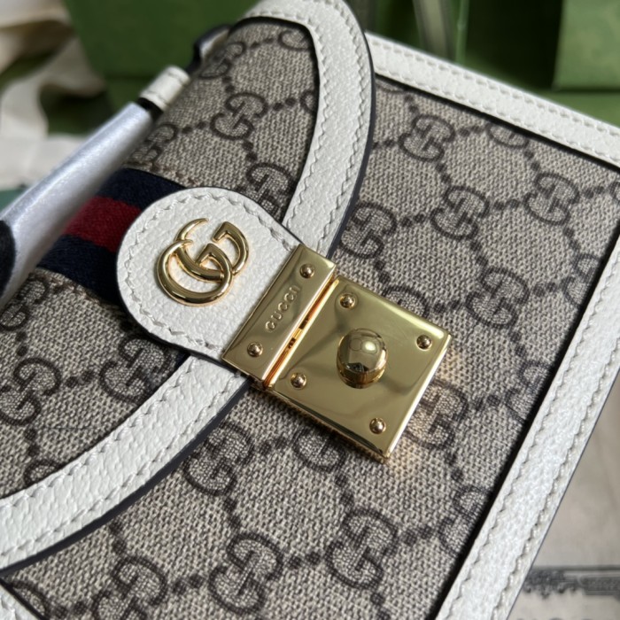 Handbag Gucci 696180 size 17.5x13x6 cm