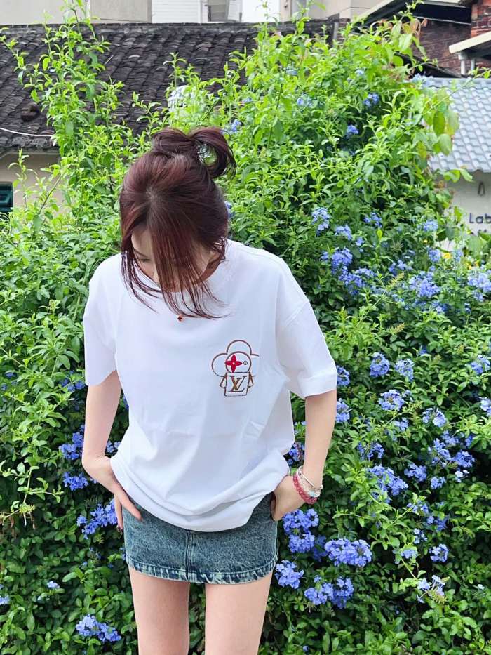 Clothes Louis Vuitton 159