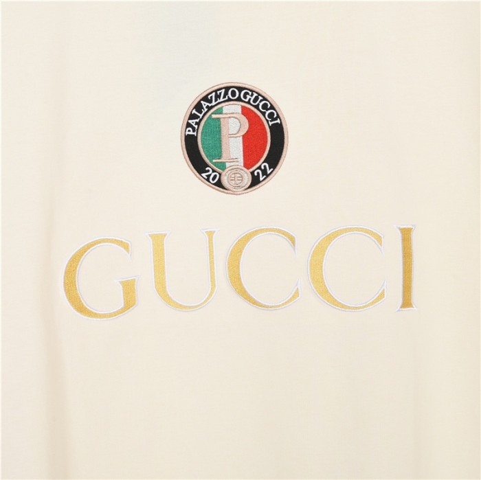 Clothes Gucci 15