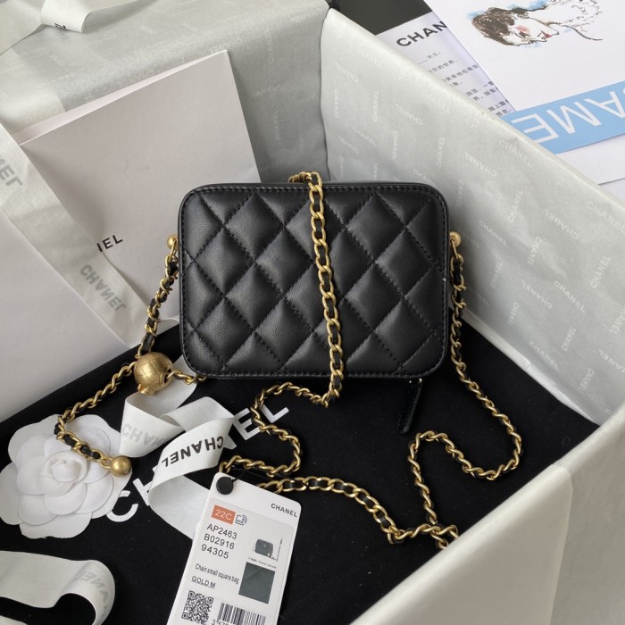 Handbag Chanel AS2463 size 14x10x5.5 cm