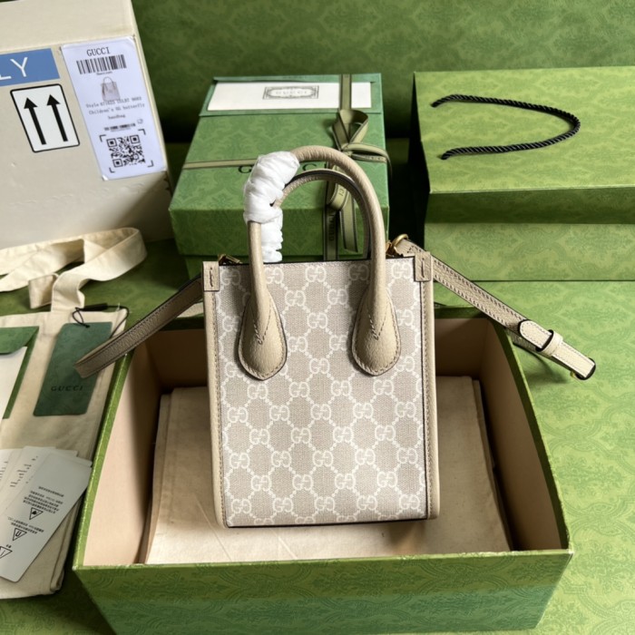 Handbag Gucci 671623 size 16*20*7 cm