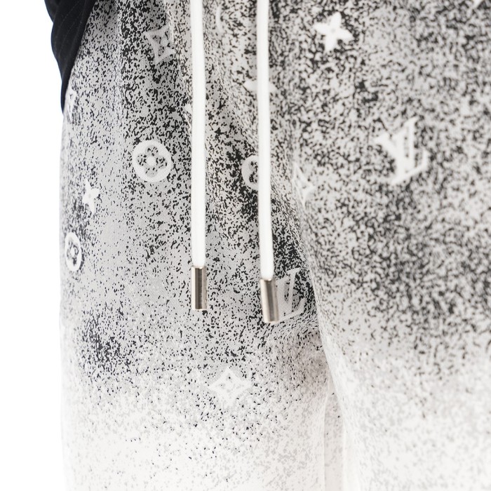 Clothes Louis Vuitton 237