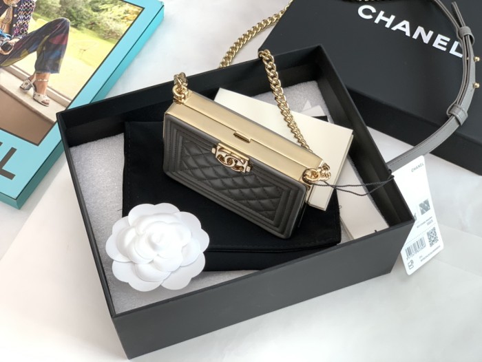 Handbag Chanel size 11*7.5*2.4 cm