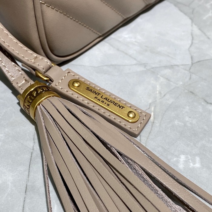 Handbags SAINT LAURENT 520534 size 23x16x6 cm