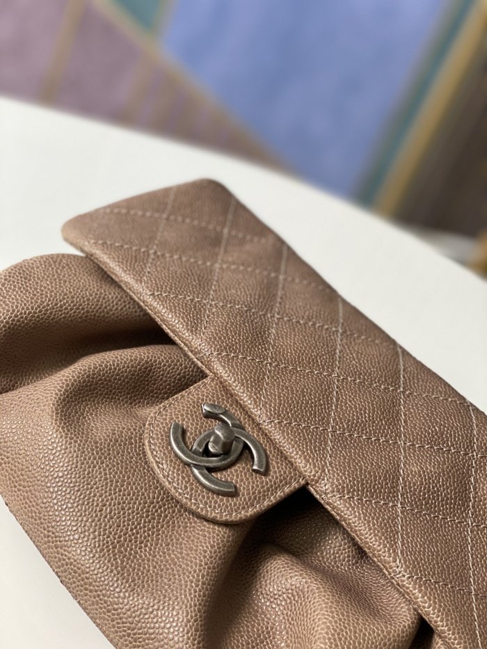 Handbag Chanel 82910 size 30 18 4 cm