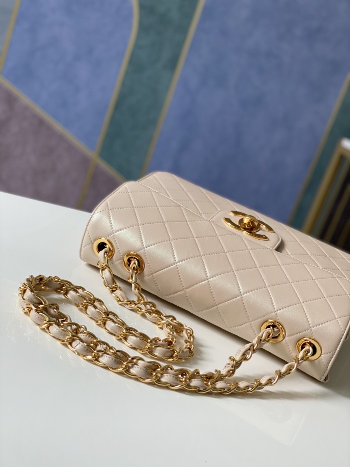 Handbag Chanel A88 size 30.21.8 cm