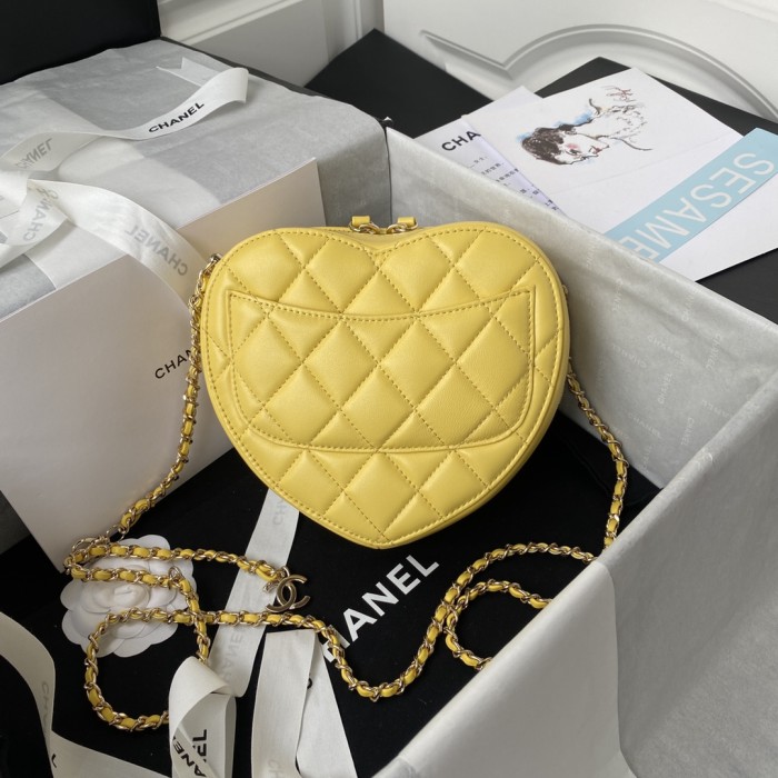 Handbag Chanel AS2927 size 17×15×6 cm