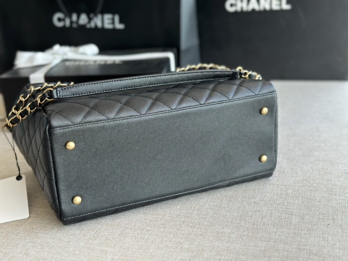 Handbag Chanel A93525 size 36X38X16 CM