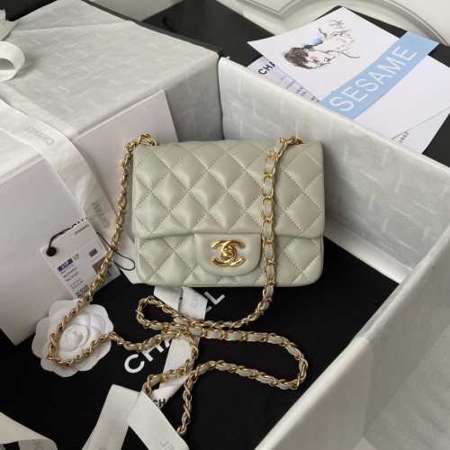 Handbag Chanel size 17 cm