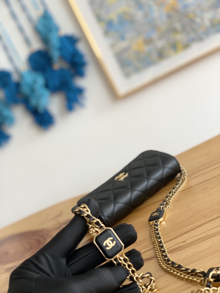 Handbag Chanel 81216 size 15.2 9.5 3.5 cm