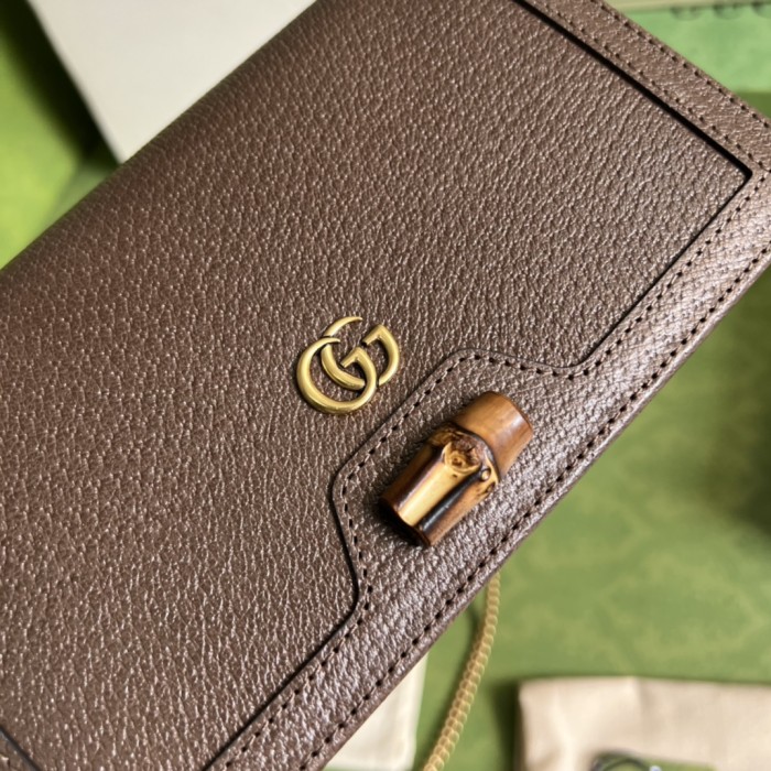 Handbag Gucci 696817 size 19x 11x 5 cm