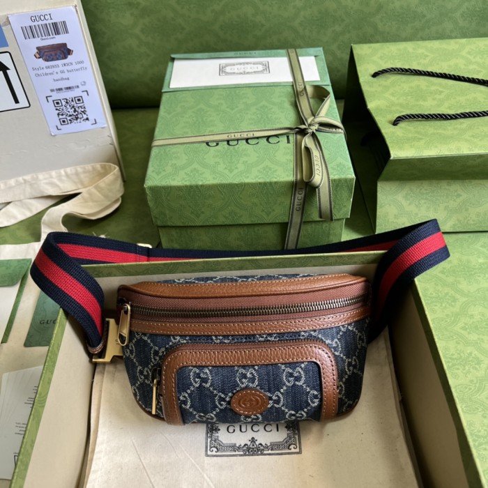 Handbag Gucci 682933 size 23*12*2.5 cm