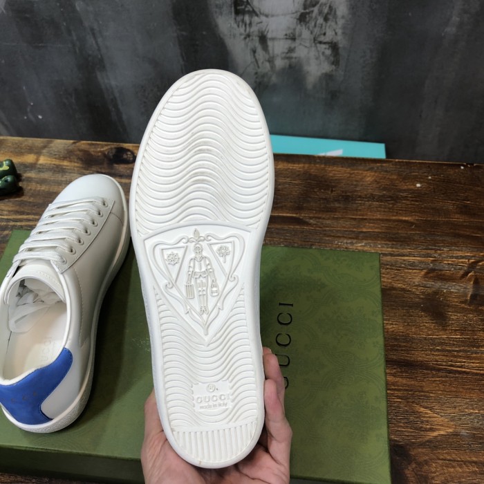 Gucci Ace Interlocking G Red