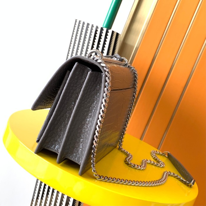 Handbags SAINT LAURENT 442906 size 22x16x8 cm