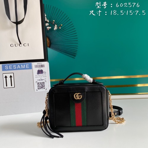 Handbag Gucci 602576 size 18*5*15*7.5 cm