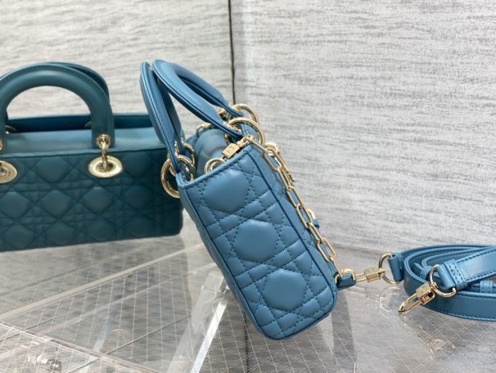 Handbag Dior size 26*6*14 cm