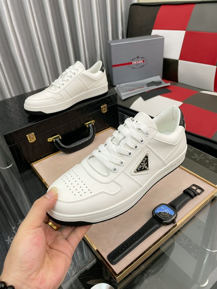 Prada Low Top sneaker 5