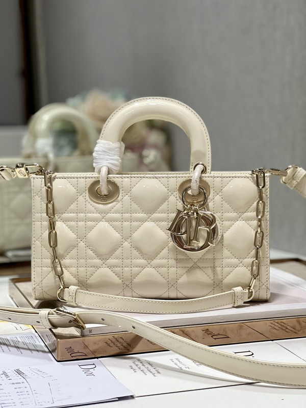Handbag Dior 0540 size 26*6*14 cm