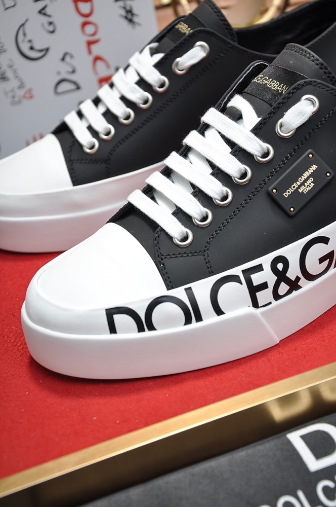 Dolce & Gabbana Low Tops Sneakers 110