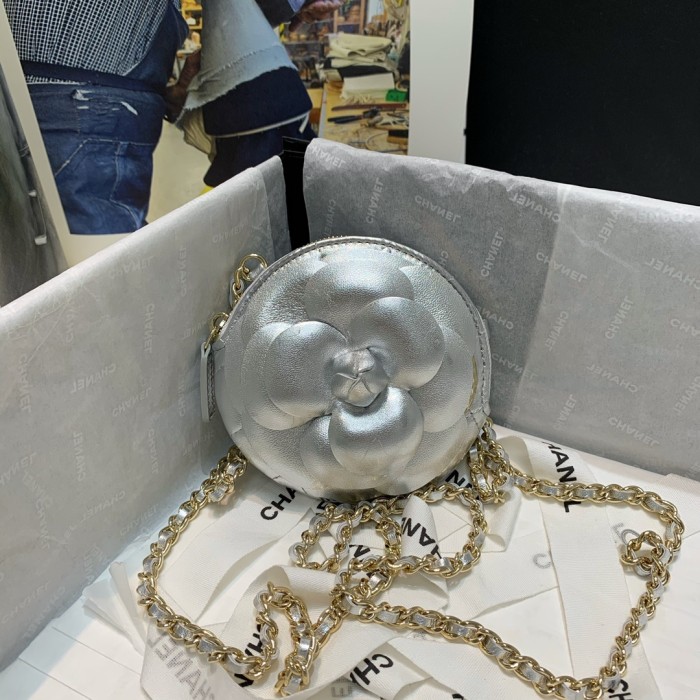 Handbag Chanel 82121 size 11 11 2 cm