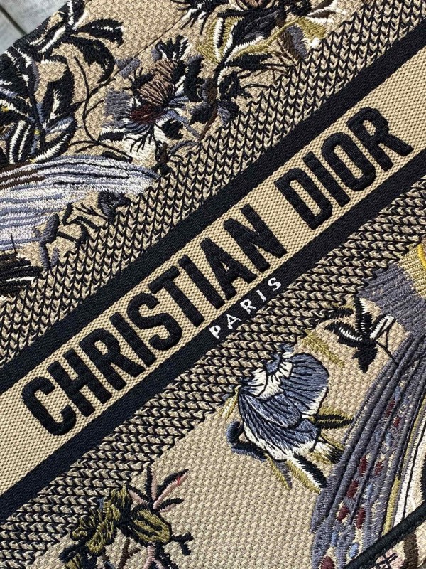 Handbag Dior size 26*8*22 cm