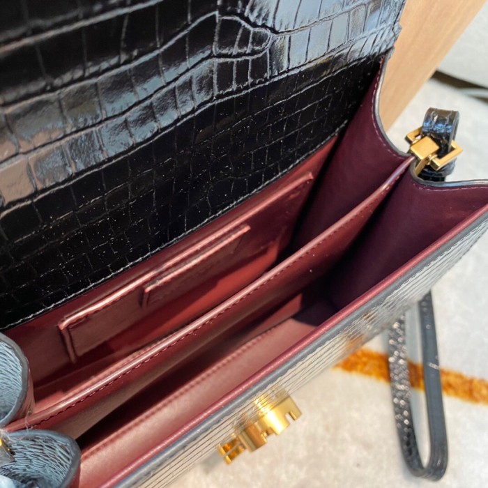 Handbags SAINT LAURENT 602716 size 20x16x7.5 cm