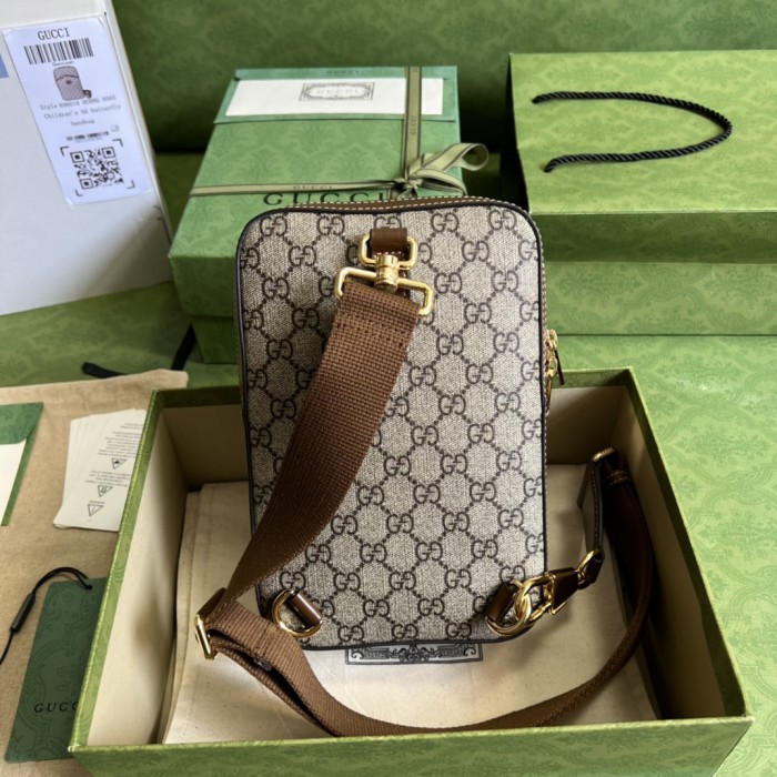 Handbag Gucci 696016 size 24*16*5 cm