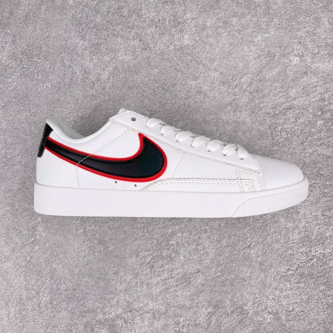 Nike Blazer Low Sneaker 17