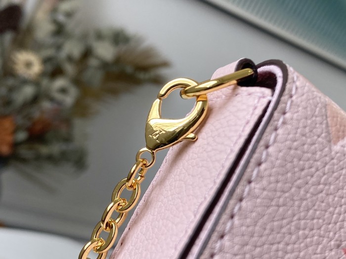 Handbag Louis Vuitton M80498 M69977 size 21 x 12 x 3 cm