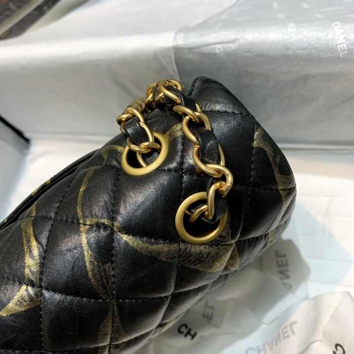 Handbag Chanel 112 size 25 cm