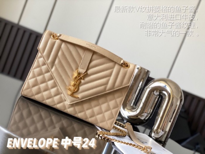 Handbags SAINT LAURENT 428134 size 24×17.5×6 cm