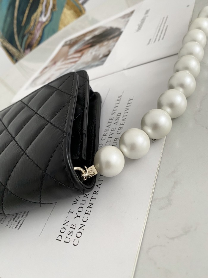 Handbag Chanel 81028 size 19 cm