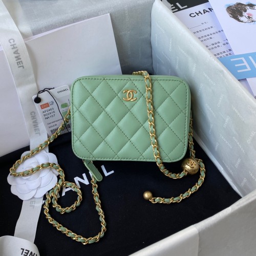 Handbag Chanel AS2463 size 14x10x5.5 cm