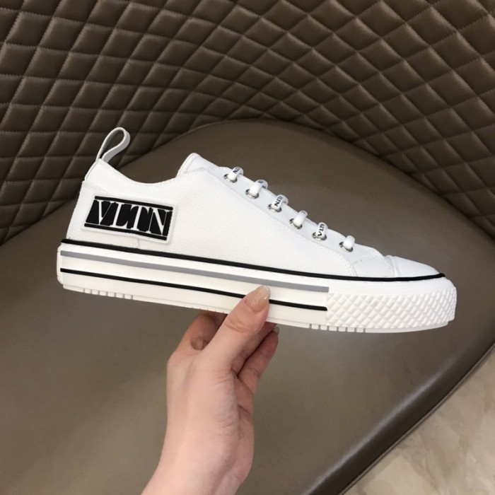 Valentino Garavani Giggies VLTN TIMES low-top sneakers 13
