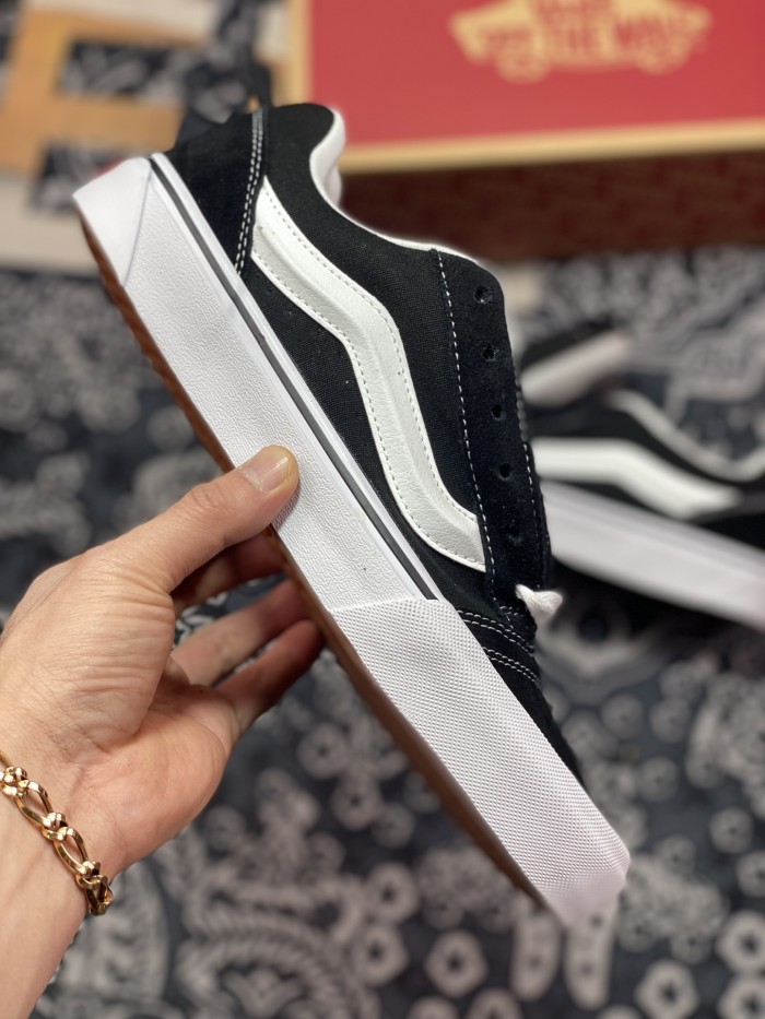 Vans Knu Skool Black White