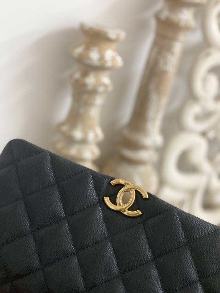 Handbag Chanel 3663 size 16*23*11.5 cm