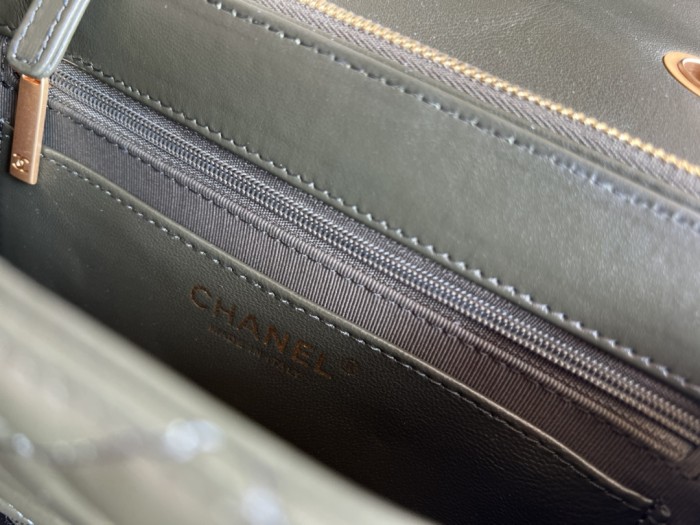 Handbag Chanel 3393 size 16cmx25cm10 cm