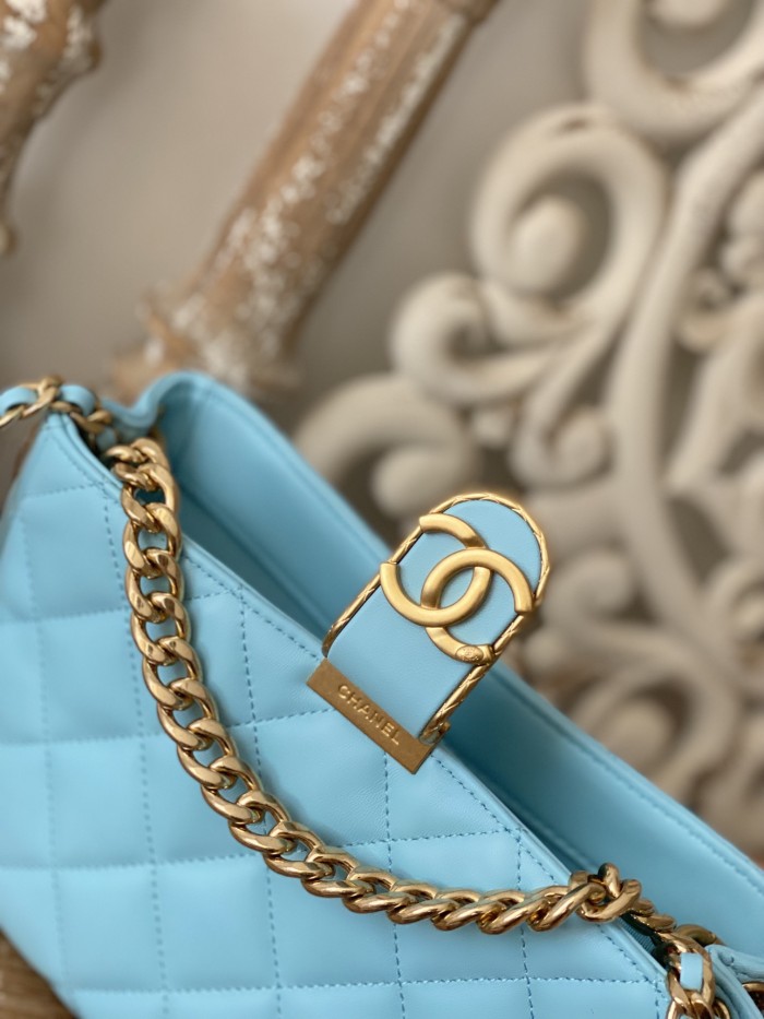 Handbag Chanel 3476 size 17*23*7* cm