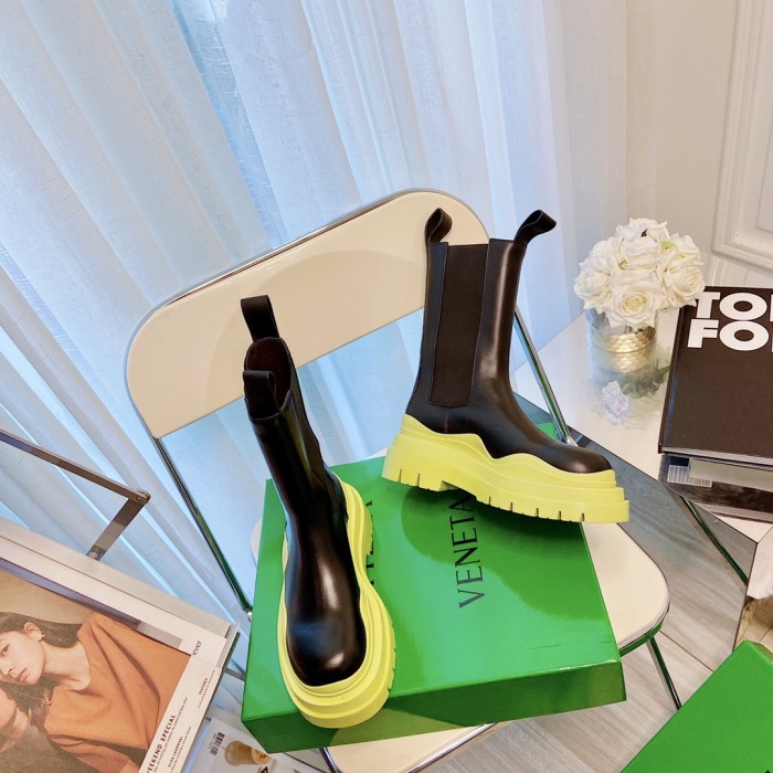 Bottega Veneta Boots 32