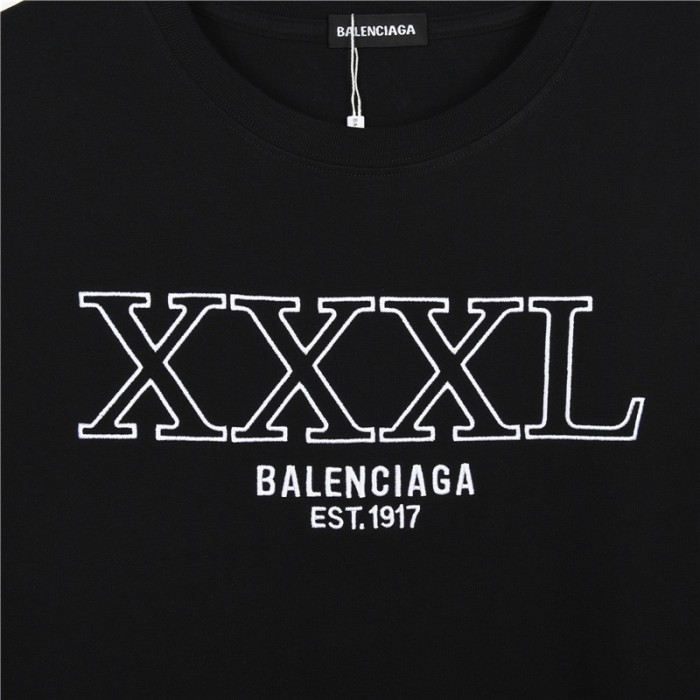 Clothes Balenciaga 29