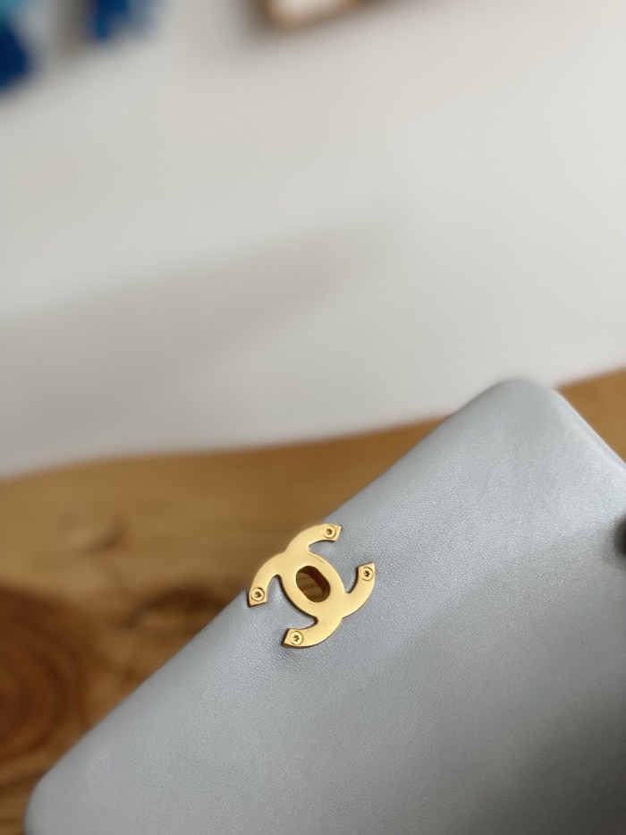 Handbag Chanel 3366 size 21X13X10 Cm