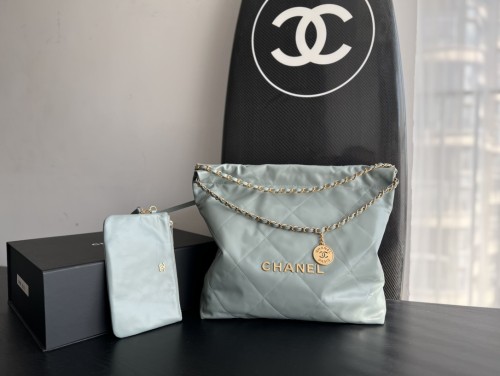 Handbag Chanel size 39cmx42cmx8 cm