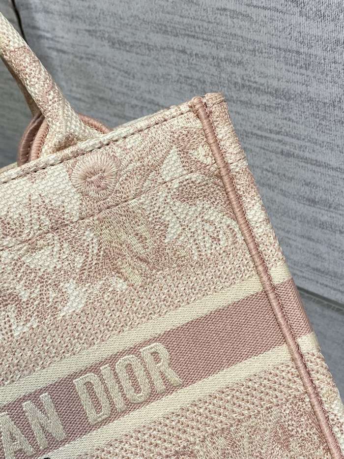 Handbag Dior size 26*8*22 cm