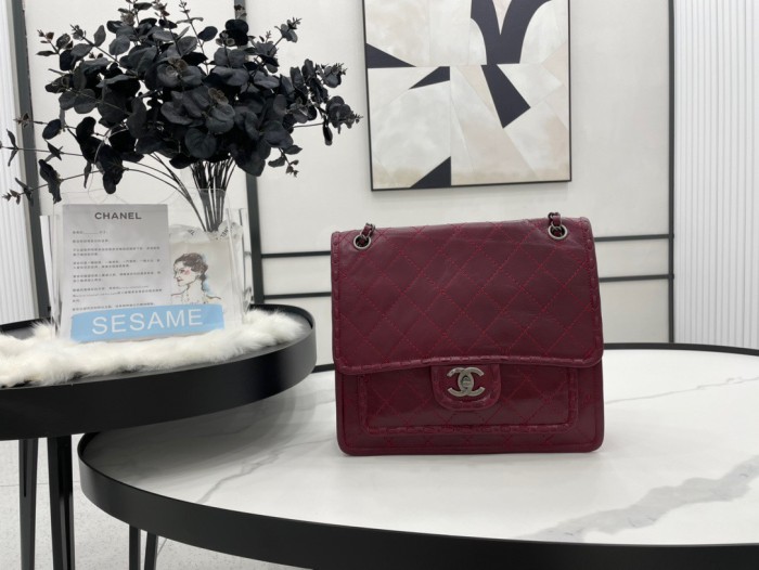 Handbag Chanel 91235 size 28x23x8 cm